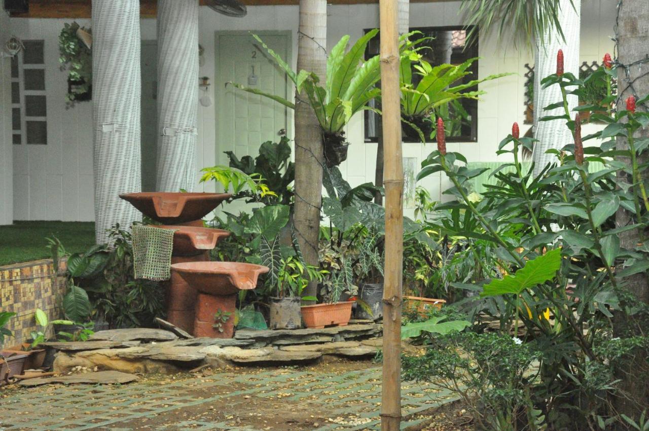 Infinite Green Pension Puerto Princesa Екстериор снимка