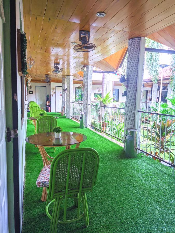 Infinite Green Pension Puerto Princesa Екстериор снимка