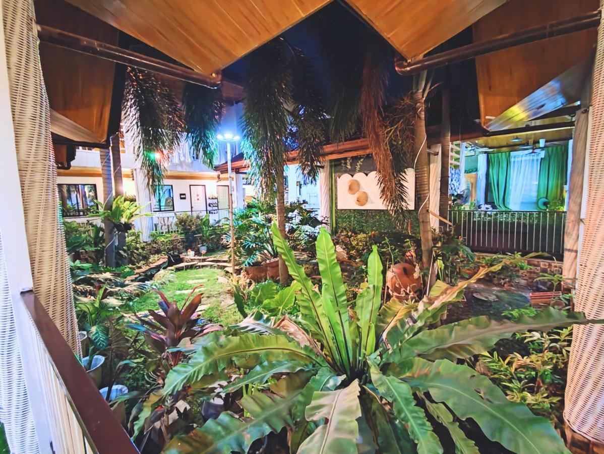 Infinite Green Pension Puerto Princesa Екстериор снимка