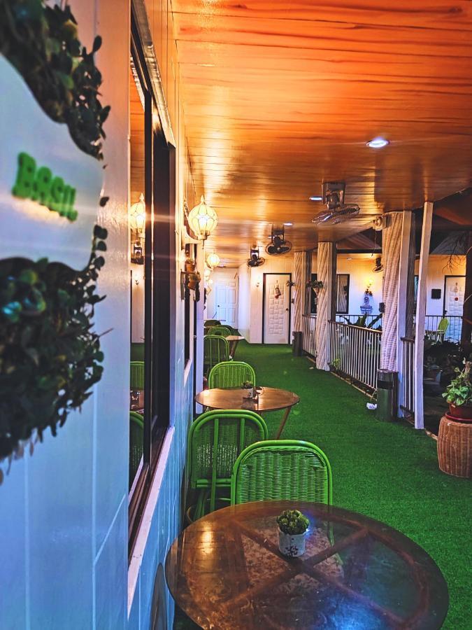 Infinite Green Pension Puerto Princesa Екстериор снимка