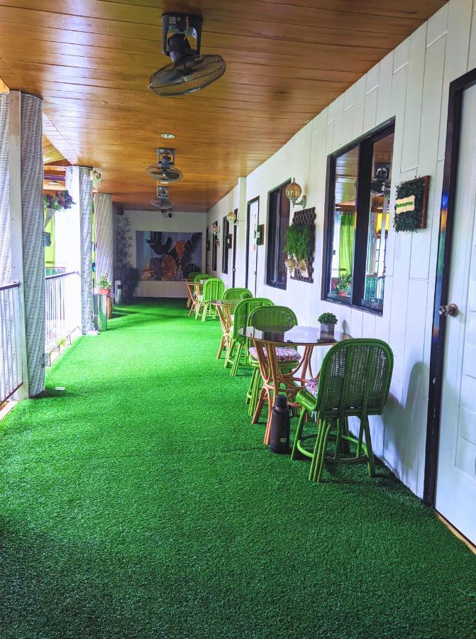 Infinite Green Pension Puerto Princesa Екстериор снимка